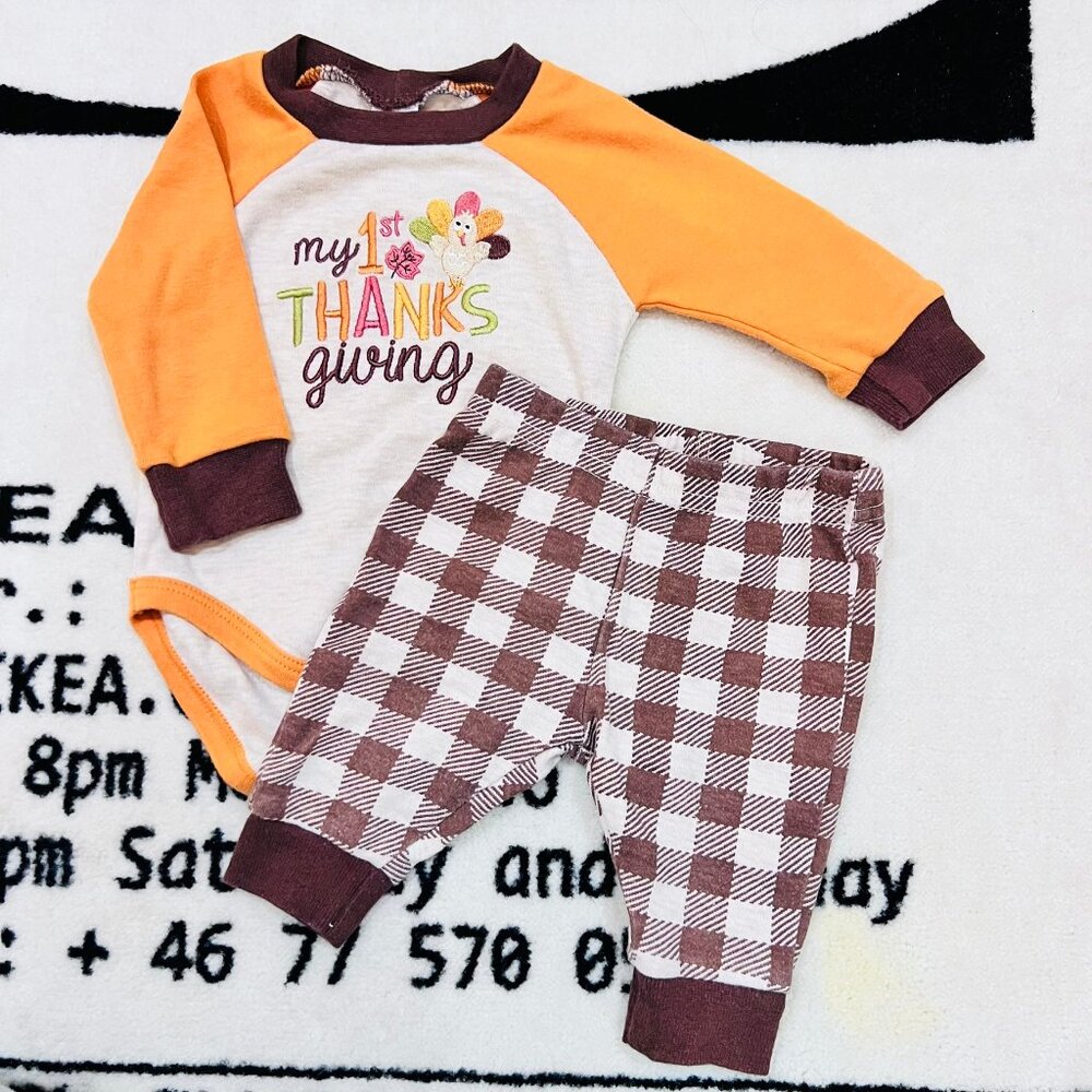 Baby Essentials - My 1st Thanksgiving Long Sleeve and Plaid Pants + Jogger Set